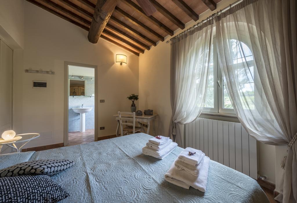 Hotel Il Cavallino Blu Volterra Ngoại thất bức ảnh