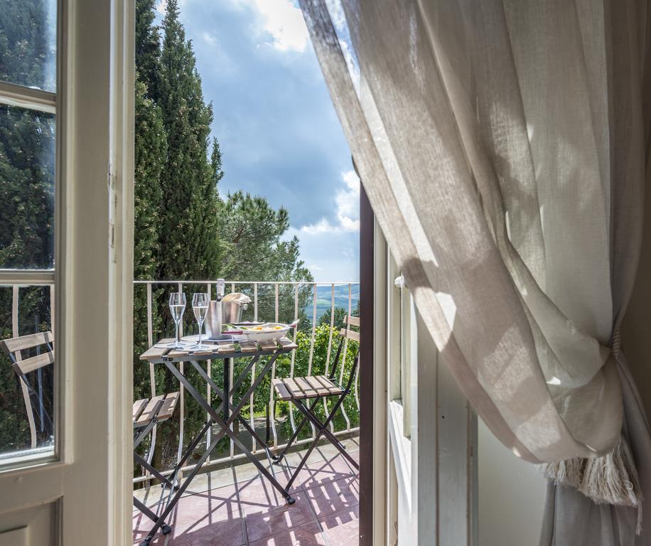 Hotel Il Cavallino Blu Volterra Ngoại thất bức ảnh