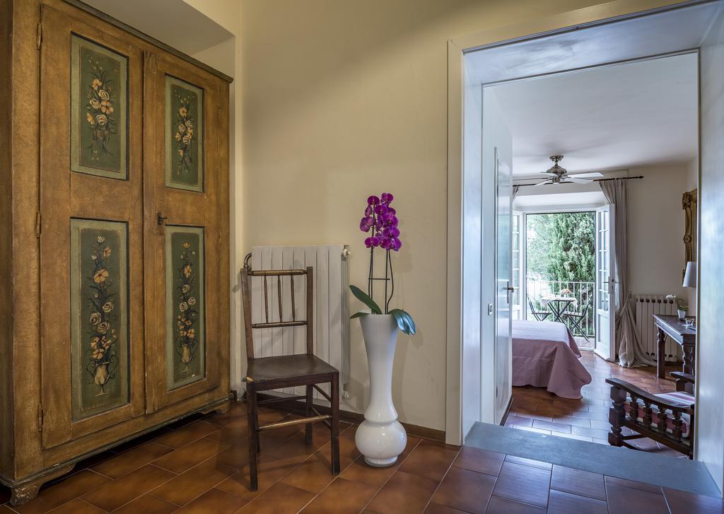 Hotel Il Cavallino Blu Volterra Ngoại thất bức ảnh