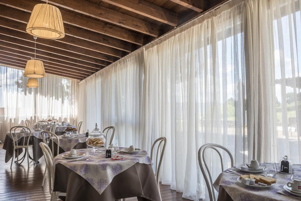 Hotel Il Cavallino Blu Volterra Ngoại thất bức ảnh
