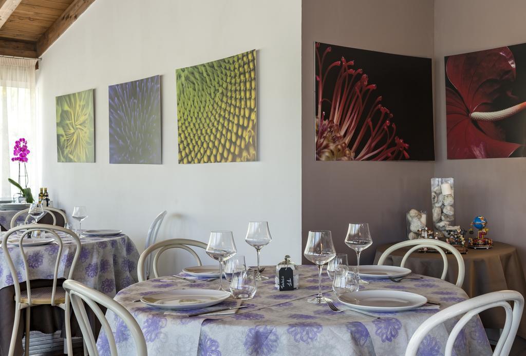 Hotel Il Cavallino Blu Volterra Ngoại thất bức ảnh