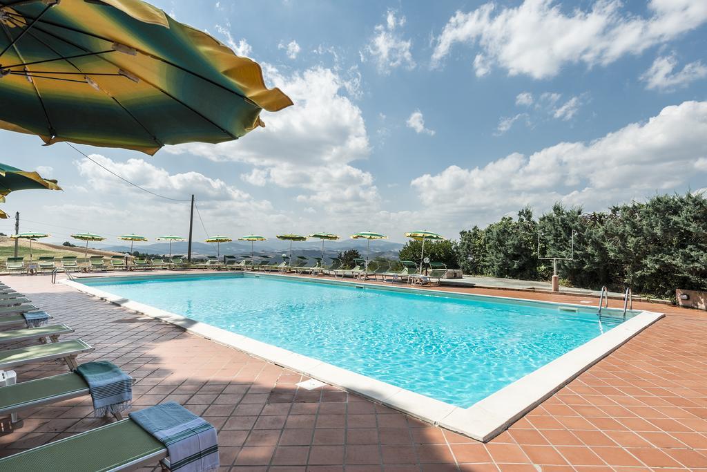 Hotel Il Cavallino Blu Volterra Ngoại thất bức ảnh